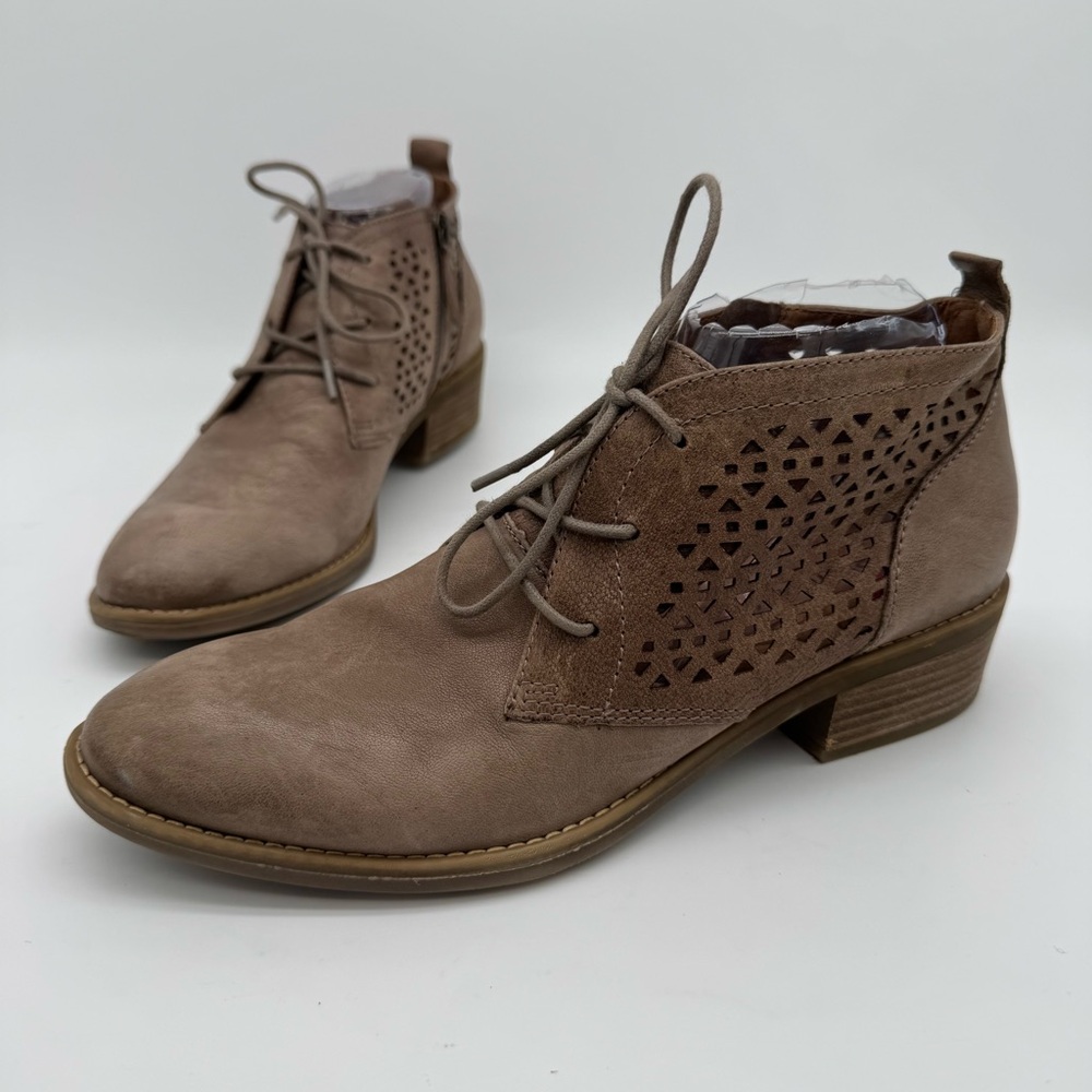 Comfortiva Chalina Tan Leather Perforated Lace Up Zip Ankle Boot Size 10 M